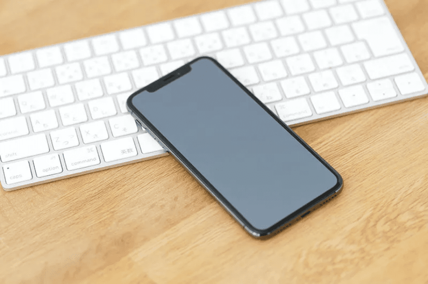 ご予約はお電話や専用フォームから受付